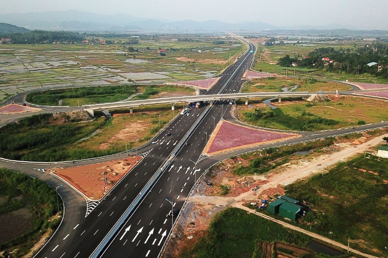 Cao tốc Biên Hòa Vũng Tàu là một tuyến cao tốc trọng điểm